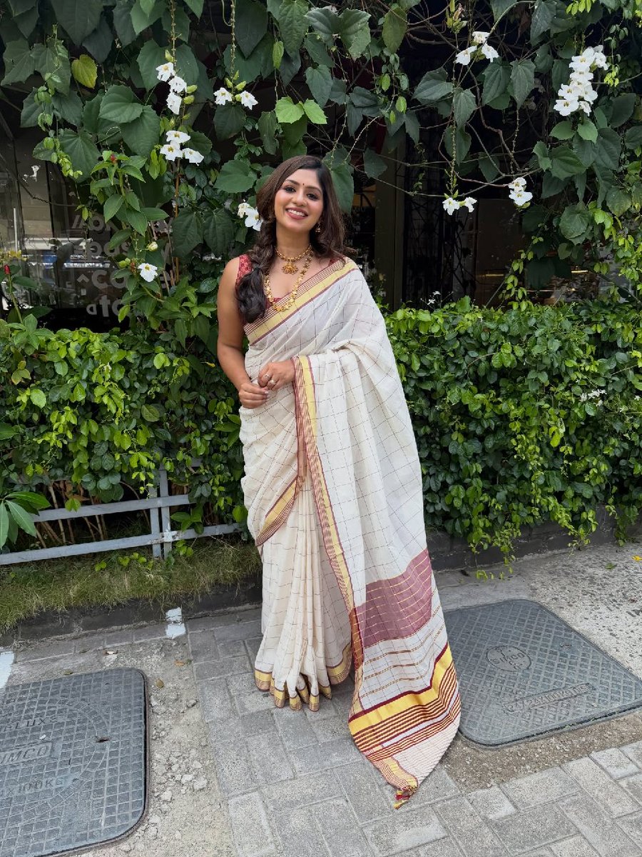 Anvi 🦚 tweet media