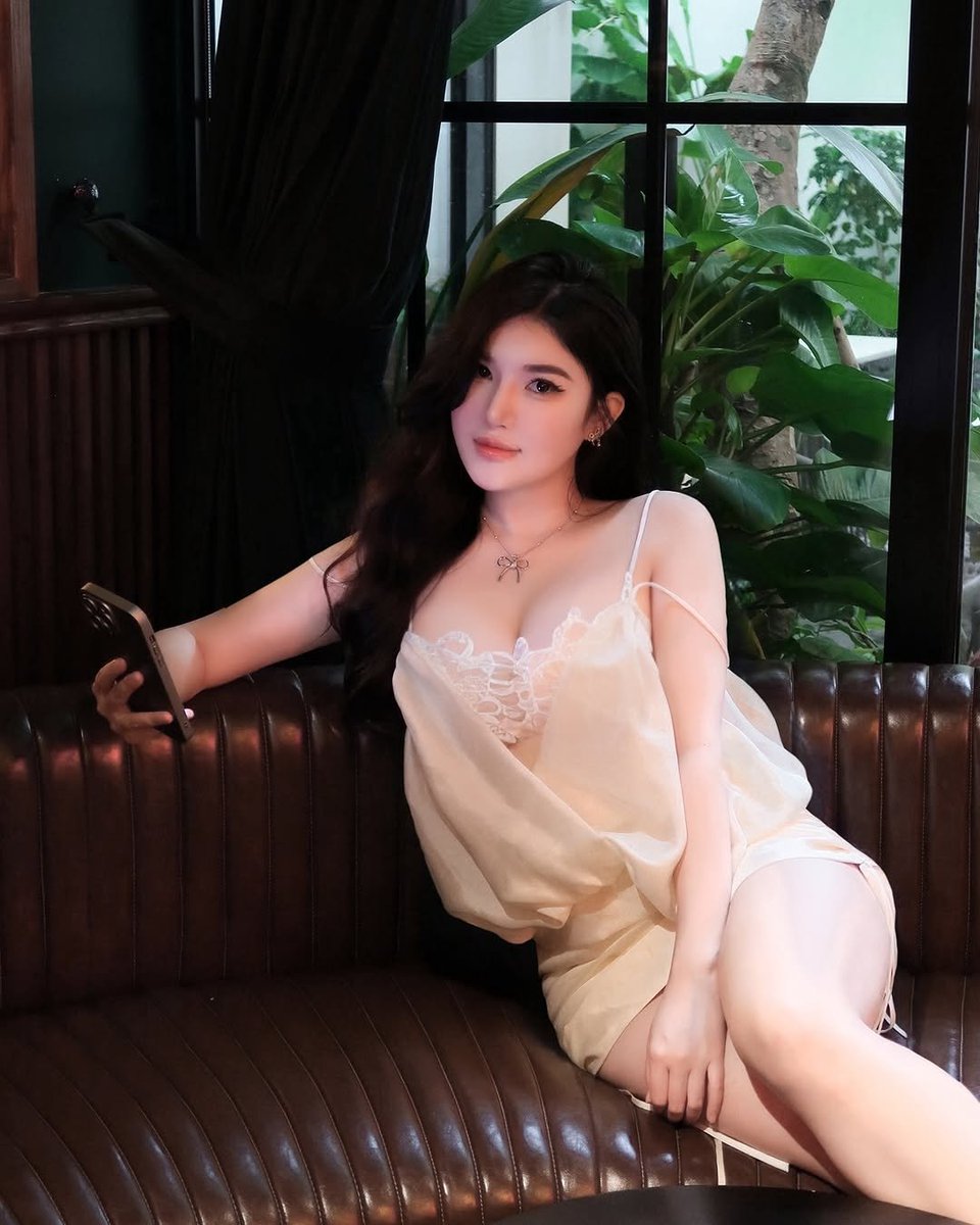 Mỹ Linh tweet media