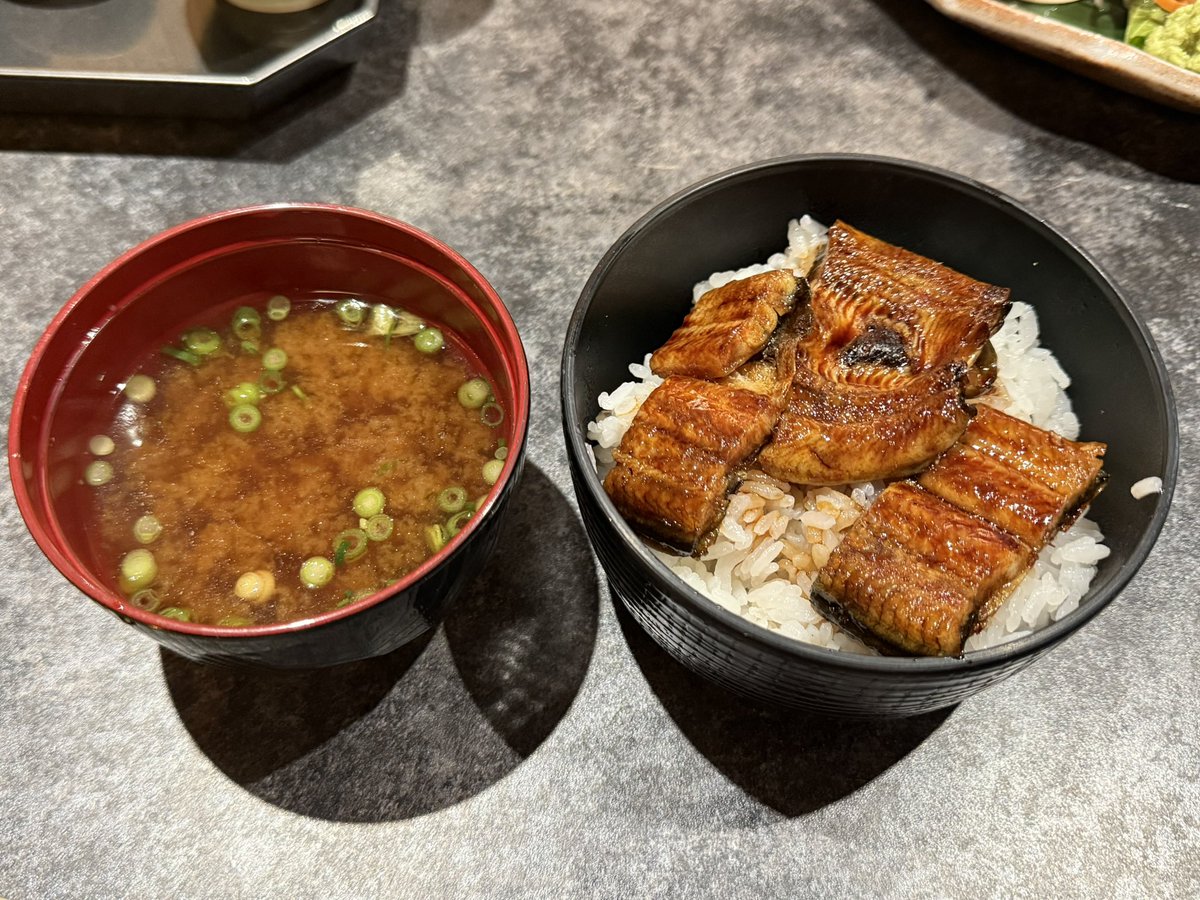 尾張 信虎 tweet media