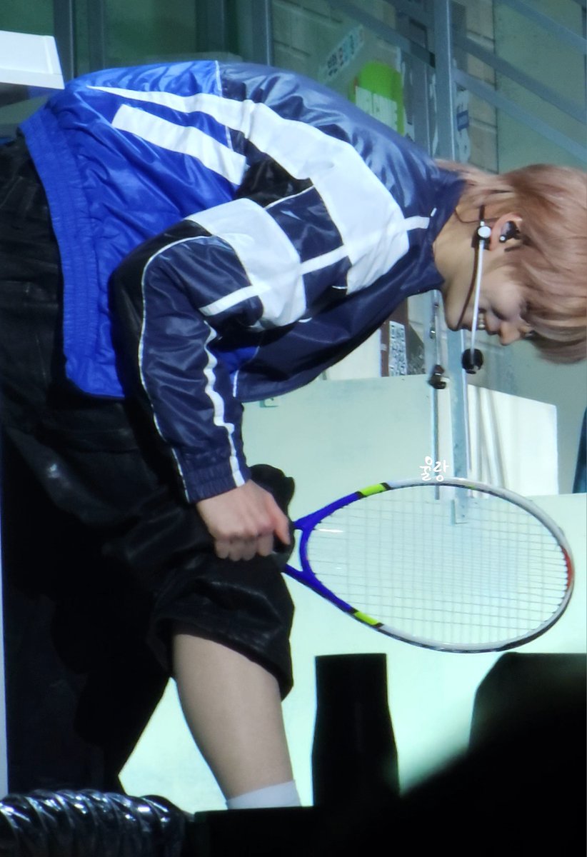 xxYunus_1107xx's tweet photo. 무다리 보여주면서 광대 튀어나오려고 하는거 봐 아 ㅋㅋㅋㅋㅋ본인도 즐기고있으면서ㅋㅋㅋㅋ

#신유 #SHINYU #투어스 #TWS https://t.co/lp50CWF78c