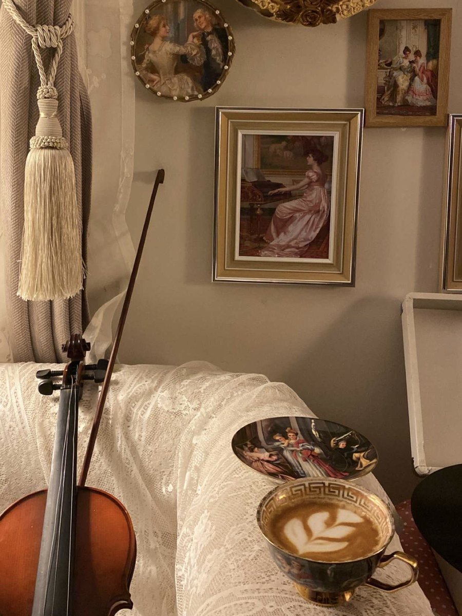 مُذَنَّب🎻☕️ tweet media