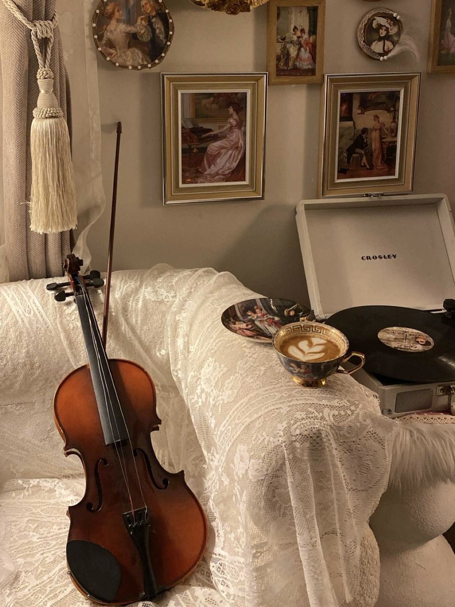 مُذَنَّب🎻☕️ tweet media