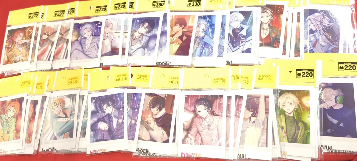K-BOOKS名古屋フロンティア館1階(グッズフロア) na platformě X