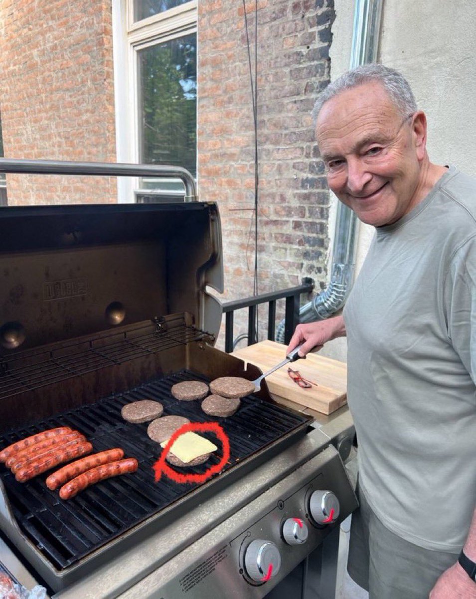 IrishLeprechan tweet media