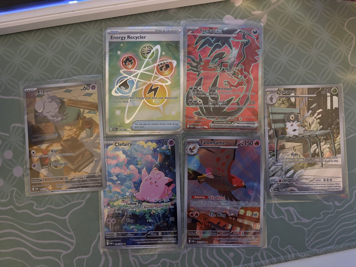 ◢ Gucci ◤🍍OffKai Expo tweet media