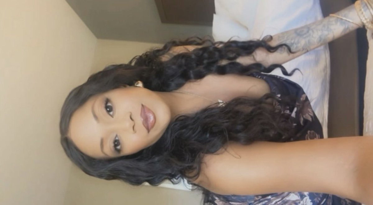 big moni 🧡 tweet media