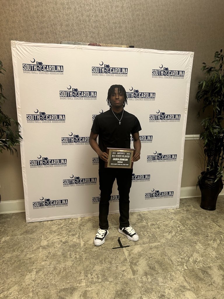 DormanHoops's tweet photo. Congrats JJ on being recognized as a 5A-All State player this season. @2JadenJohnson is a walking bucket. The best is yet to come! https://t.co/escqH5xHYU