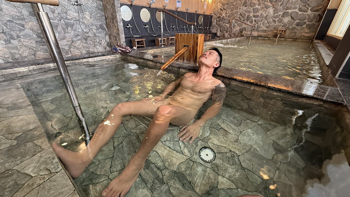 Arthid.mk tweet media