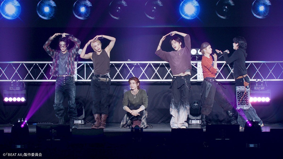 Hulu Japan tweet media