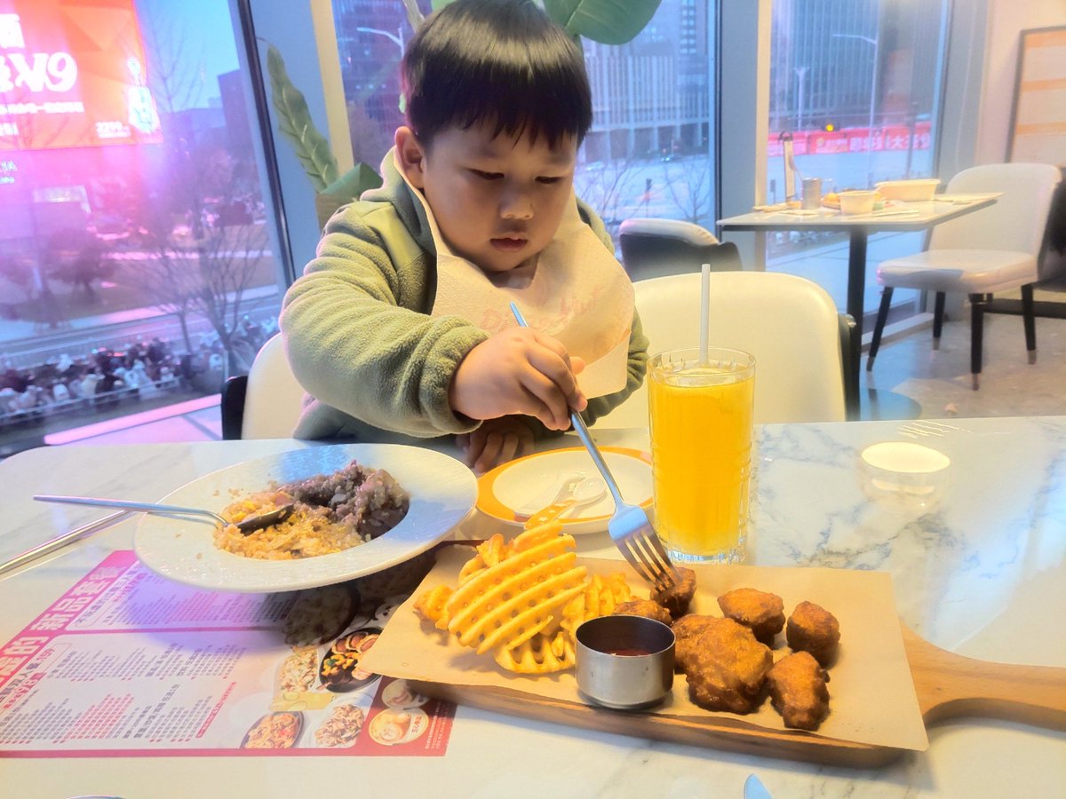 Teknodat tweet media