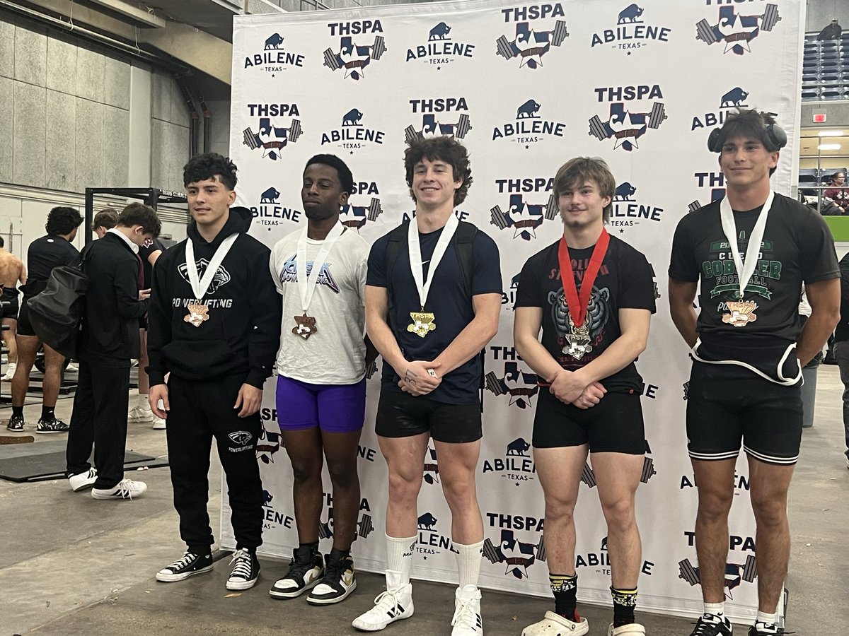 KISDAthletics's tweet photo. Congratulations to Jamal Bolden of TCHS for earning a bronze medal in the 132 lb division at the STATE POWERLIFTING MEET today in Abilene! ๐ฅ@KellerISD @TimberCreek_HS https://t.co/OrodVxl40W