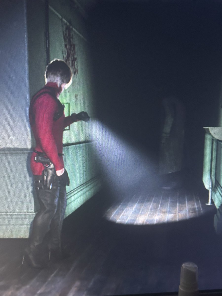 alien 🛸 ada re9 dlc👀👀 tweet media