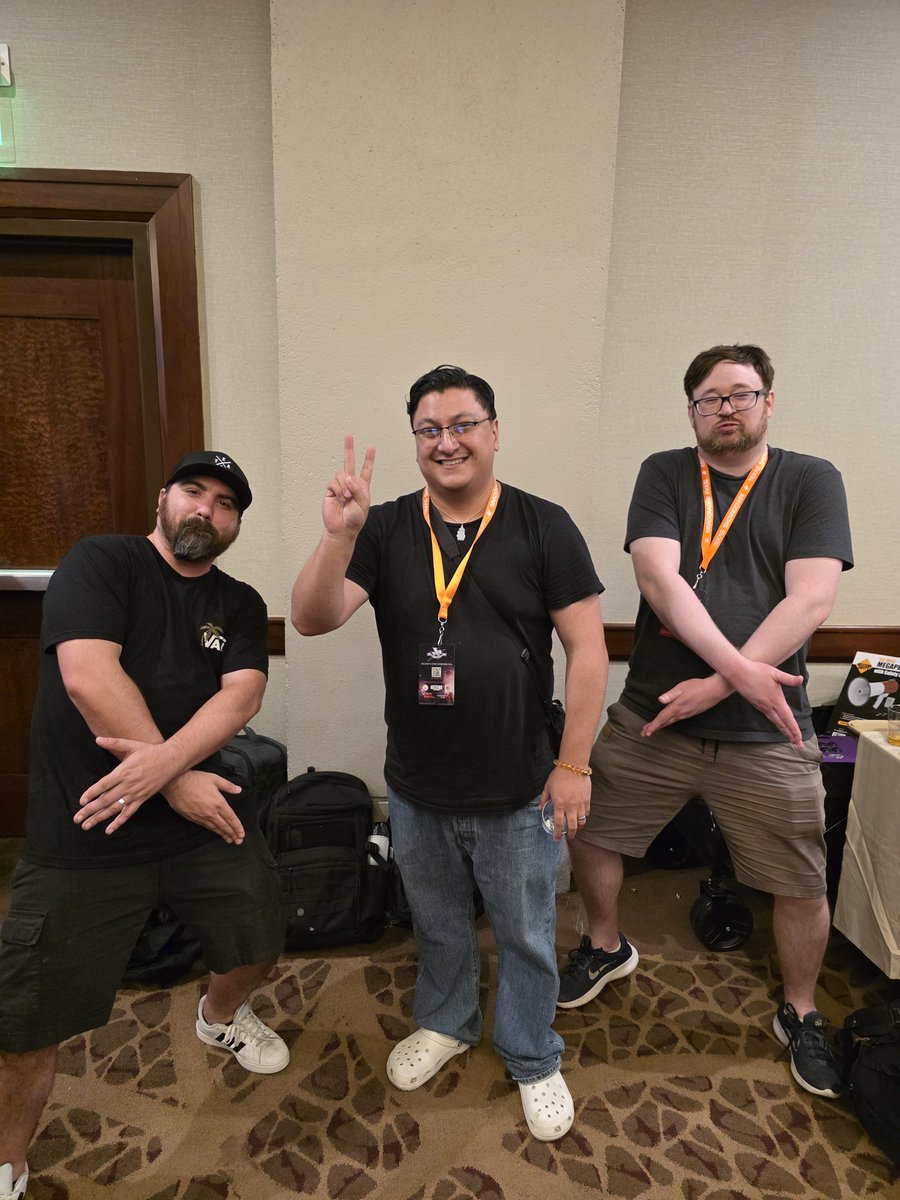 Ch0sen3rd's tweet photo. top 8 of the txs 3s 3v3 tournament:

🥇: Cho Stopper
🥈: Alex Family Tree
🥉: NYCFurby Meth Lab
4th: Free Beer Here
5th: Carolina Revolution &amp; Get Cornered Group Chat
7th: Saving Ryan's Privates &amp; Chopped Up Not Slopped Up https://t.co/8nHcja0p4y