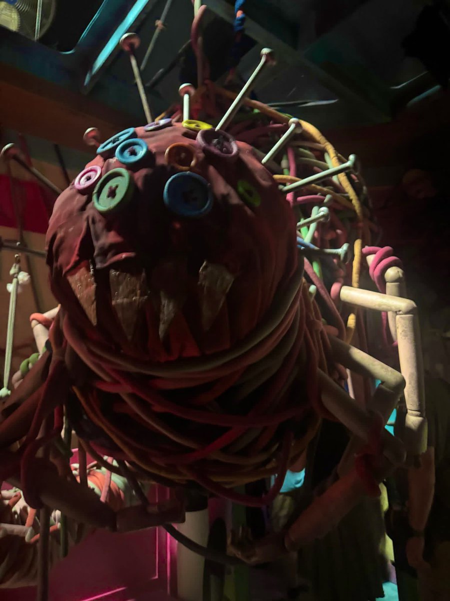 EvilTakesRoot tweet media