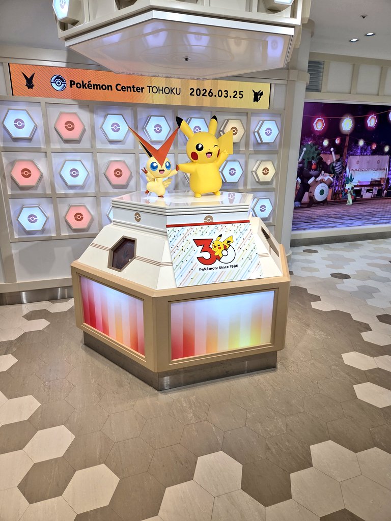 名越ローソン tweet media