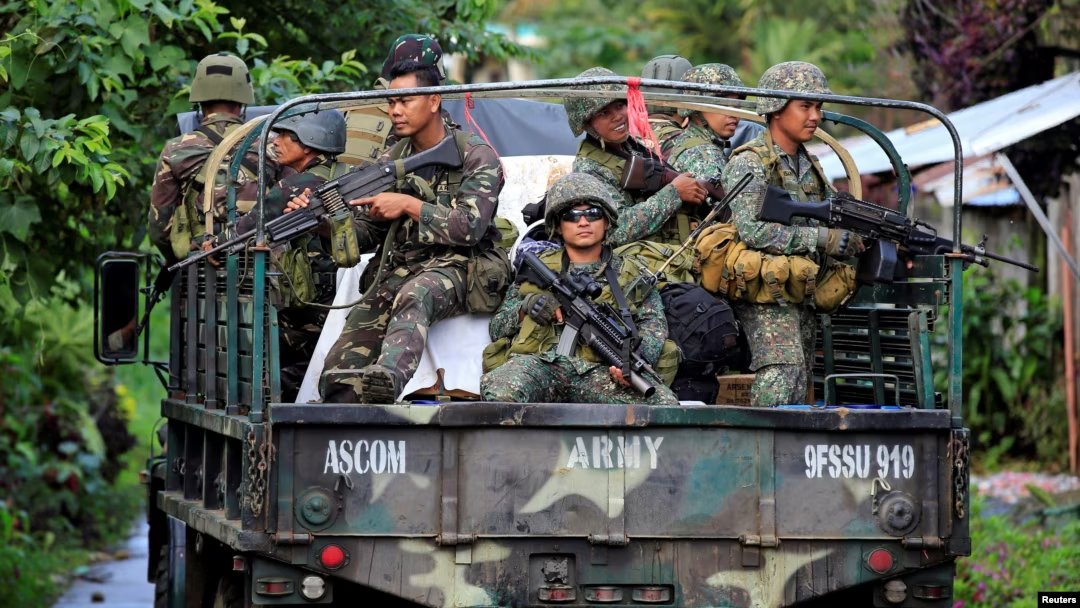 Little Think Tank tweet media