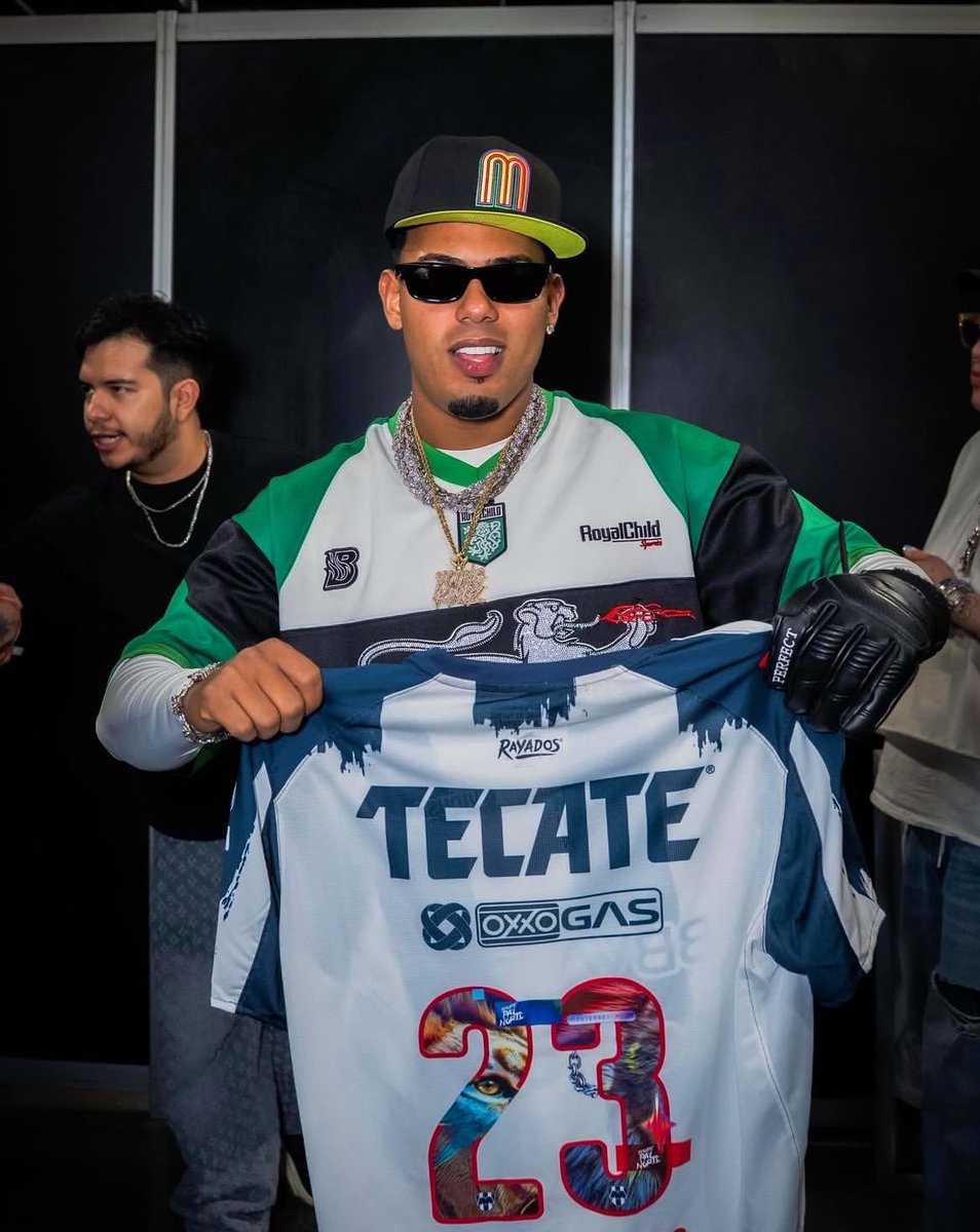SomosRayados's tweet photo. Young Kingz, babyyyy, el 23…🤍💙 https://t.co/sQUX9JZVhC