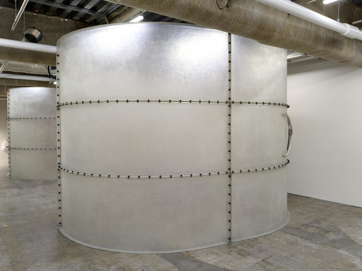 gallery αM tweet media