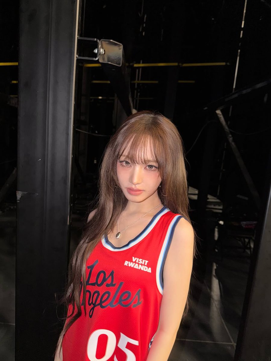 Lizzeu ۶ৎ tweet media