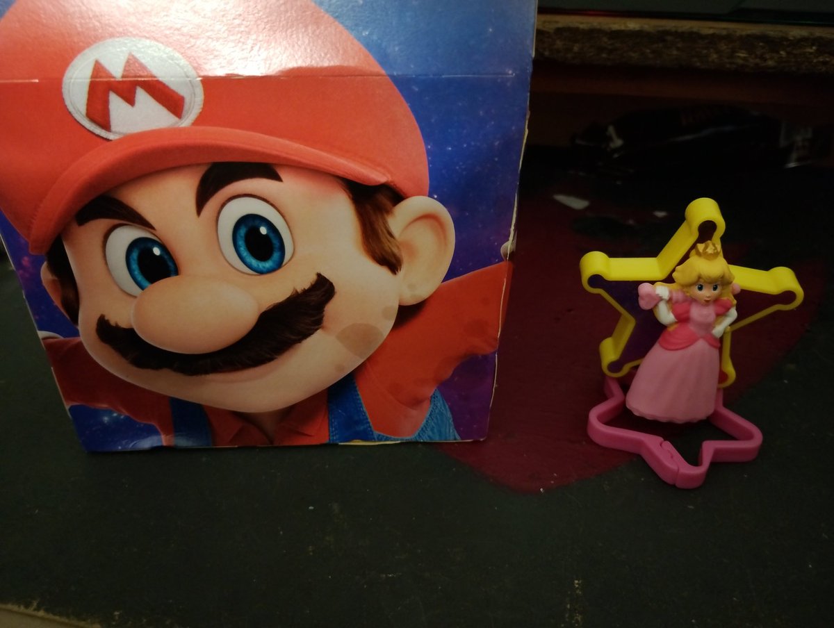 Zamazu The Zamazenta| ya acabo mi cumpleaños tweet media