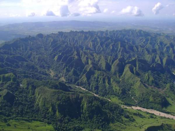 LoBuenoDeCol's tweet photo. Paisaje de Casanare llegando a Yopal   #ColombiaMagnífica #HistoriaDeColombia https://t.co/7WH5QFehxm