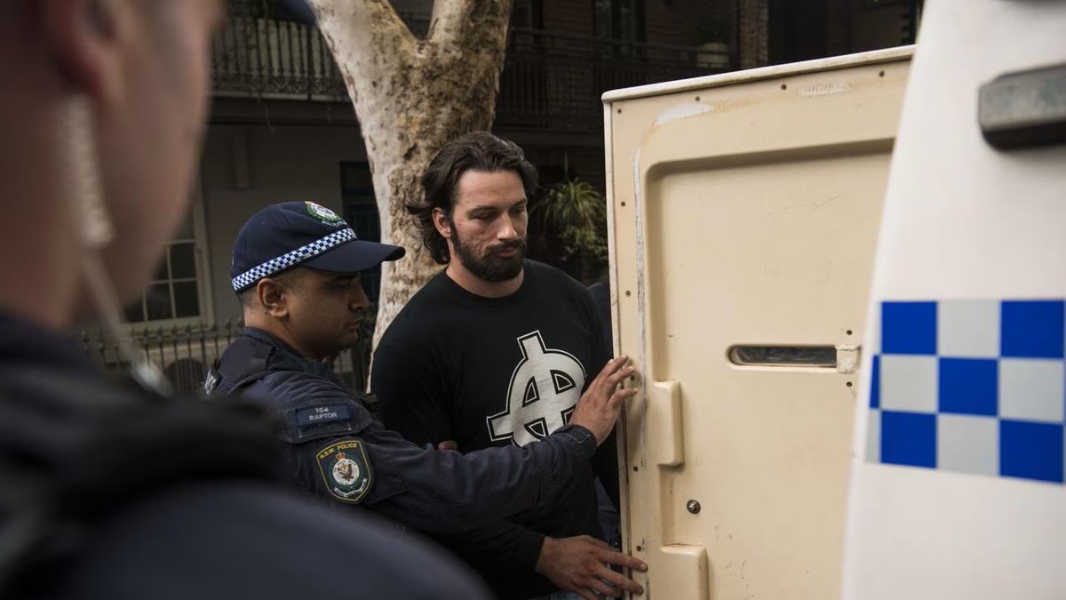 M ☦︎ tweet media