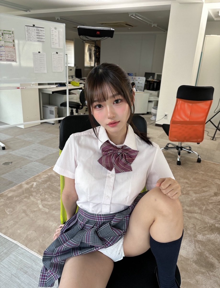 เมอ tweet media