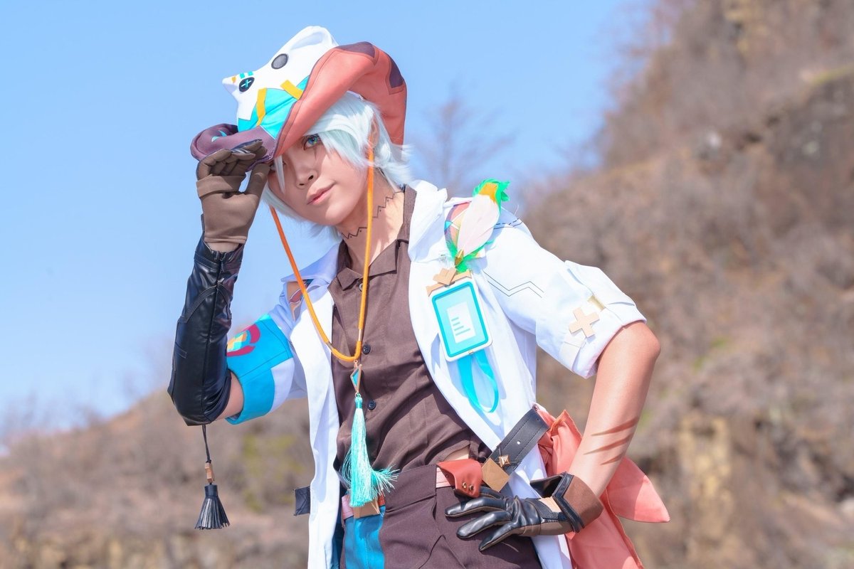 tompkin🎃 tweet media