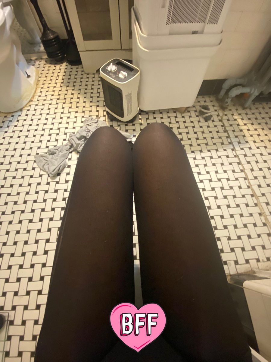 Omaaii3's tweet image. i feel so disgusting why can’t i look as sick on the outside as i am on the inside?? i feel so gross #shedtwt #edtwt #bodycheck