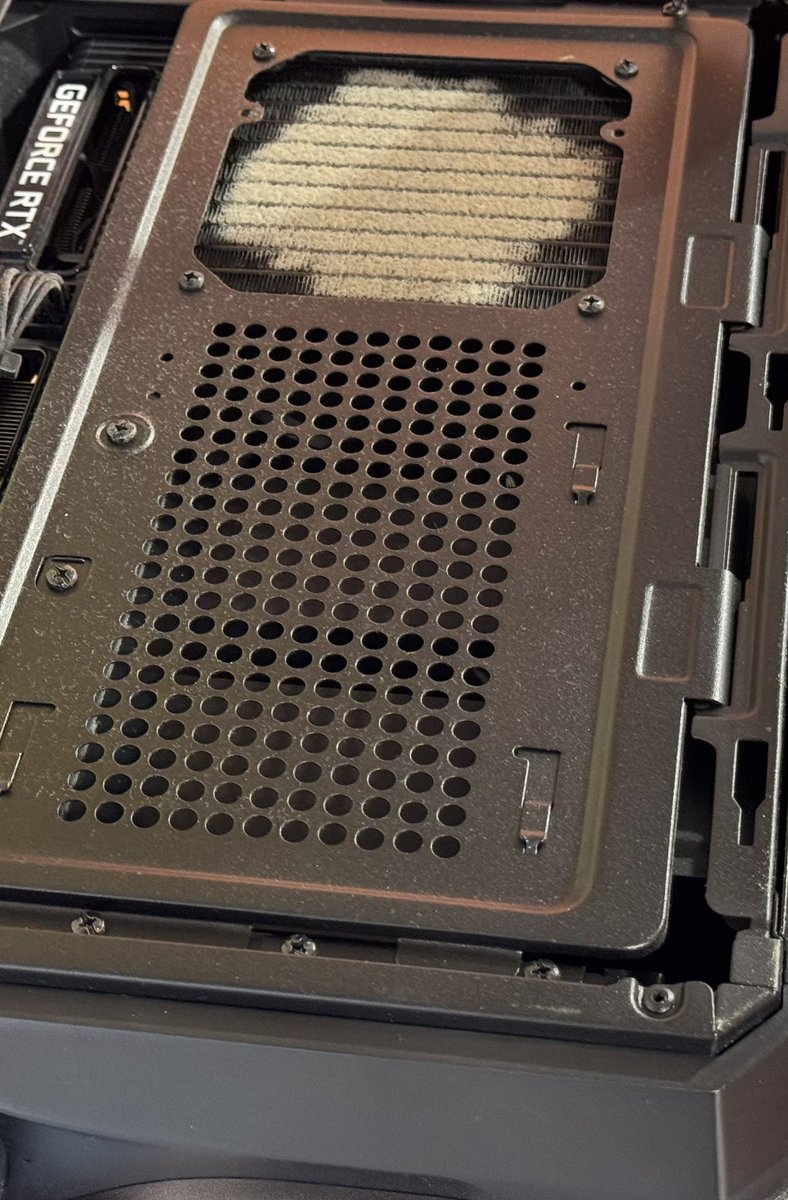 ใคใใใณ tweet media