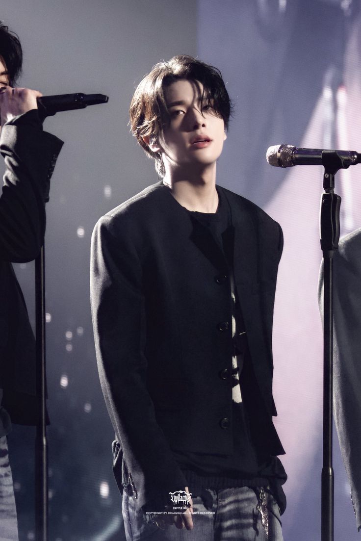 ᅟᅟ 𝒃𝑒𝑒! : ENHYPEN IS 7 tweet media