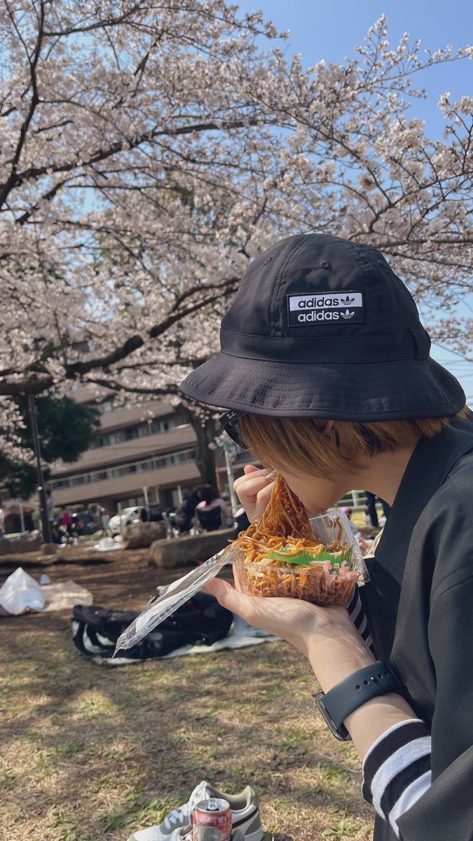 はいじ tweet media