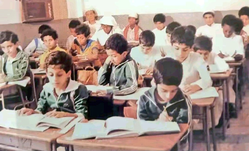 #عاشق_الماضي tweet media