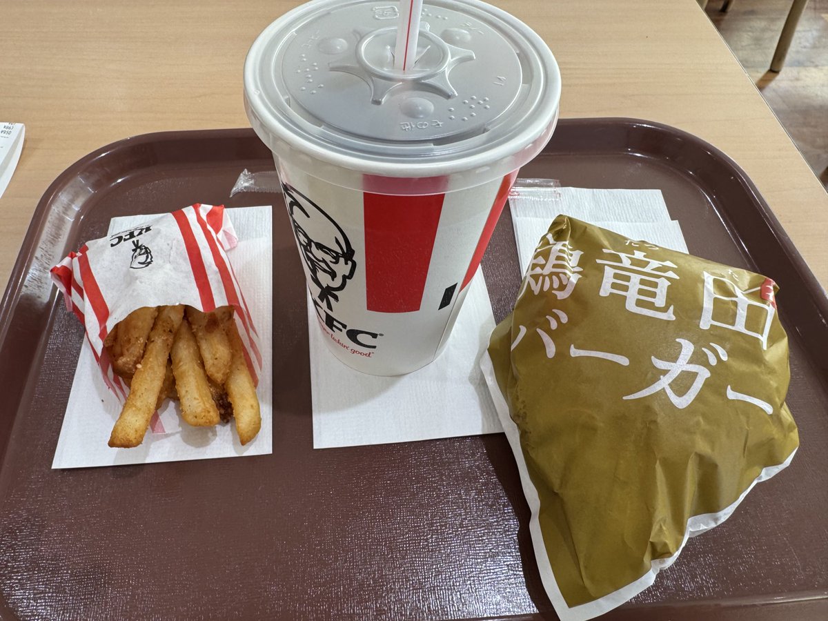 ミナ🌂 tweet media