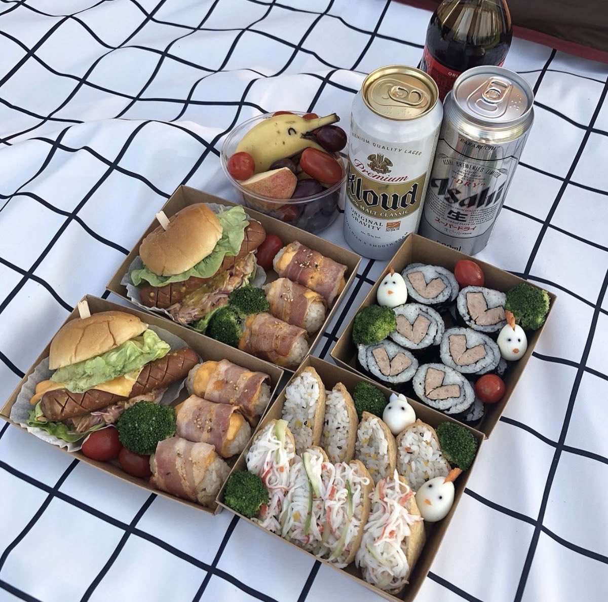 iinjujl's tweet photo. 요즘 날씨엔 
도시락 싸서 피크닉 떠나야되. ..🌿🍙 https://t.co/zmEwLOMBBR