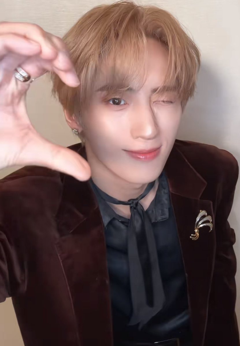 𝖠𝗈𝗂 tweet media