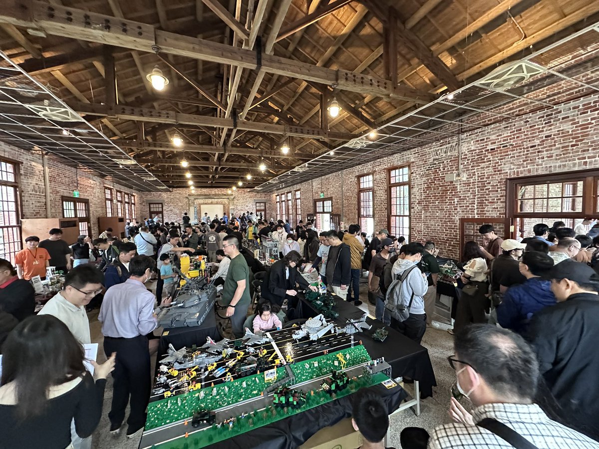 KABA＠3月は台湾でレゴ展示 tweet media