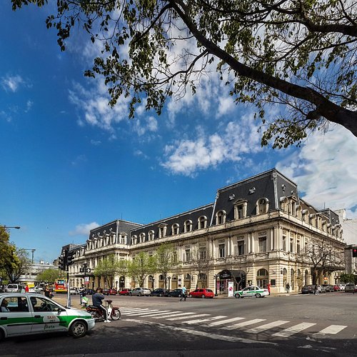 sofichutes hollander fan account tweet media