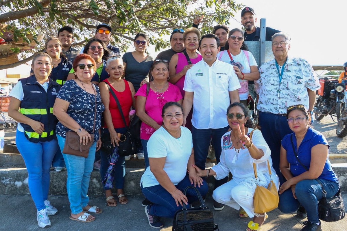 ArturoLeonMx's tweet photo. ¡Seguimos trabajando por una Mérida que avanza! https://t.co/hKWsgXQJud