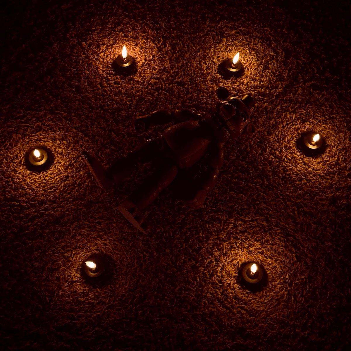 Secret of the Mimic VR mode. Release date may be told on the 30th through a video file posted on various social media.

Mimic VR comes soon. Soon, my dears. Soon. I sense it within the fresh spring air.