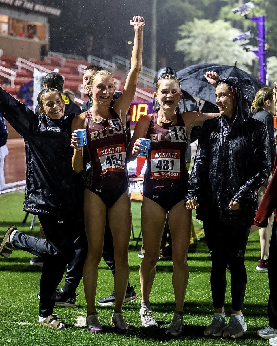 ElonXCTF's tweet photo. WORTH THE WAIT 🔥

Katie Blount shatters the 10,000m school record with a 33:43.82 after a lengthy weather delay at the Raleigh Relays!

#PhoenixRising https://t.co/FtSRWjxNsf