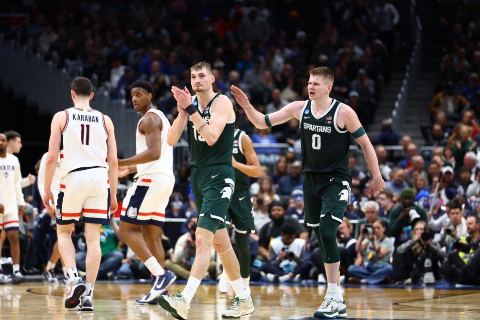 𝒥𝒶𝓎 🟢⚪️ tweet media