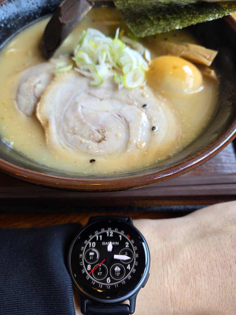 ピッチュリアン tweet media