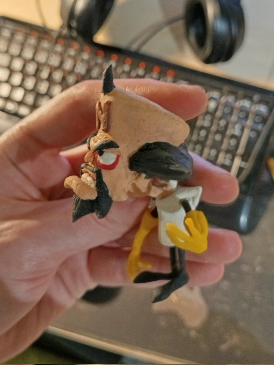 Manuclay_'s tweet photo. Cortex Clay figure 

#CrashBandicoot https://t.co/rkvAbyUUhc