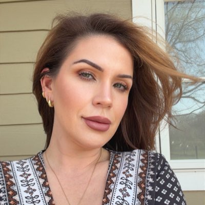 MccombsSaray's tweet photo. #NewProfilePic https://t.co/NPPQNFWfSU