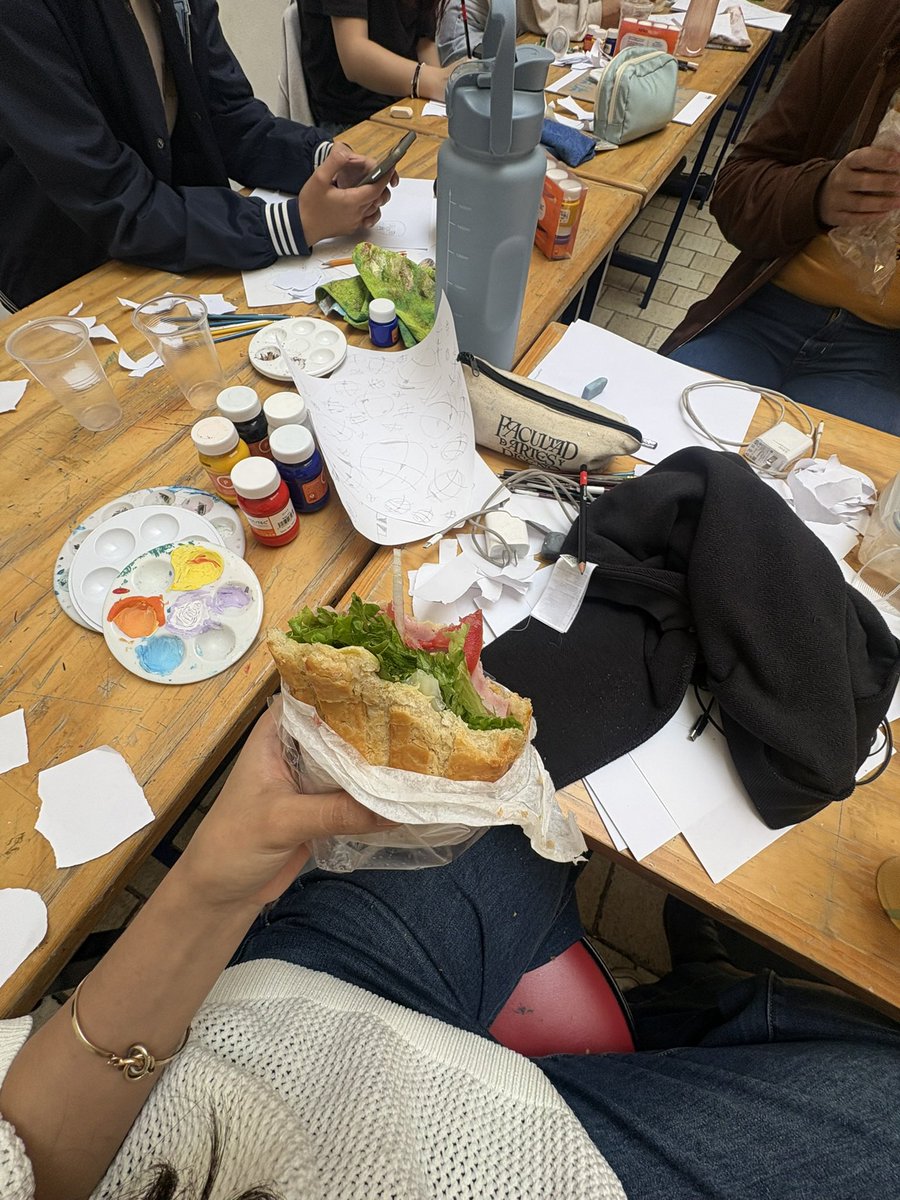 val lvs evie ✮ ໑̣ 🎞️ tweet media