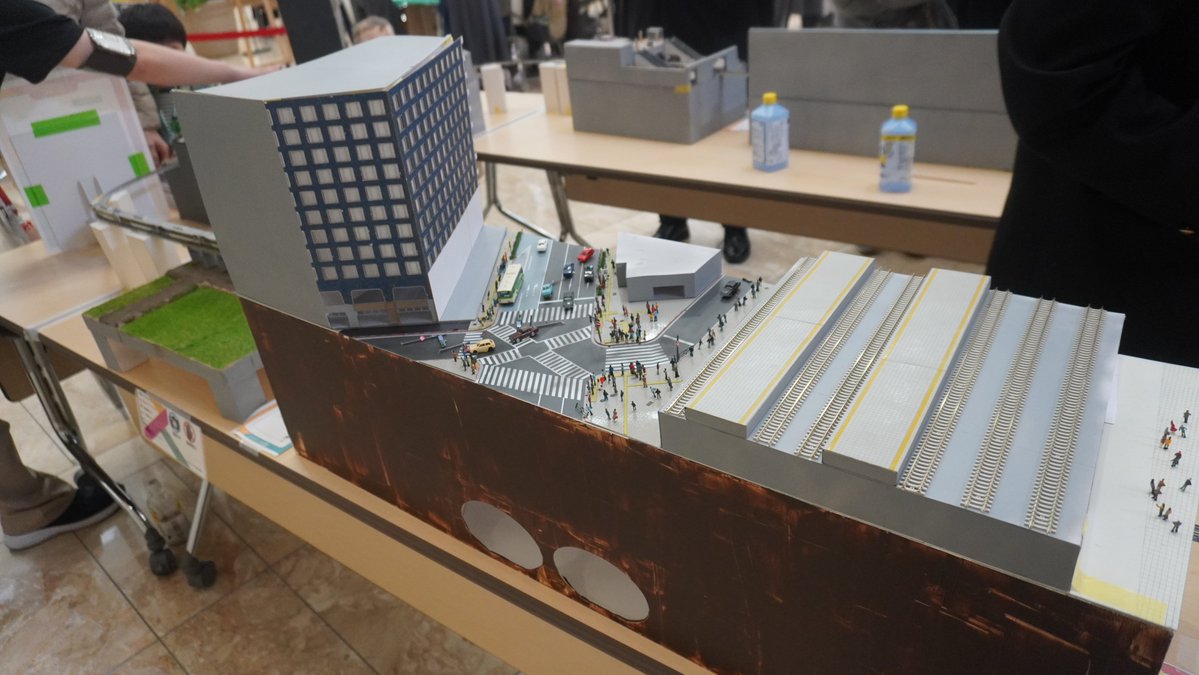 ぺーパージオラマグランプリ【公式】 tweet media