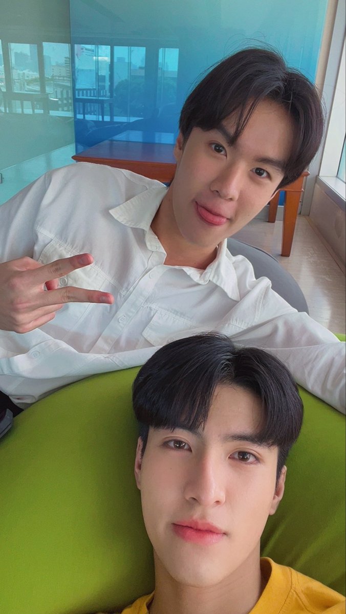 คึงหนิ่ว Q1
#UnluckyBae
#ThamMac