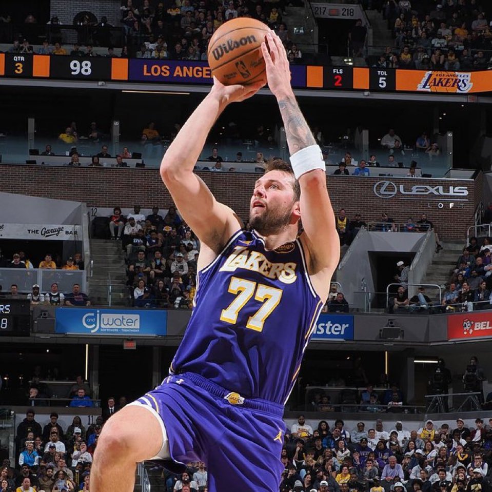 LakersMuse tweet media