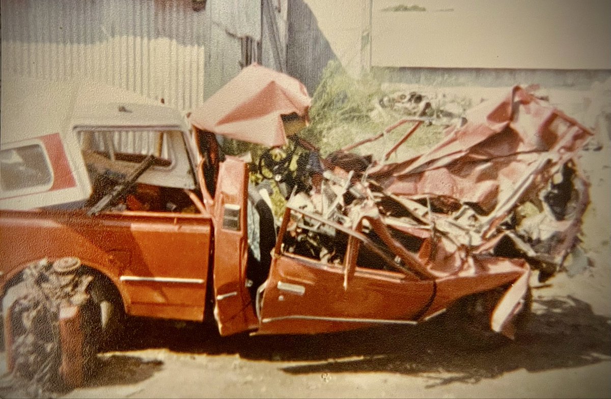 BruceDocSmithMI's tweet image. I have no sympathy for DUI, I’ve seen the results of it to many times, and I made it a point to take pictures of DUI involved crashes I was at in the MADD campaign. Amazing how the at fault drivers had minor injuries, like this one.